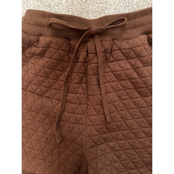 Entro Quilted High Waisted Drawstring Shorts in Espresso, S - Picture 7 of 9